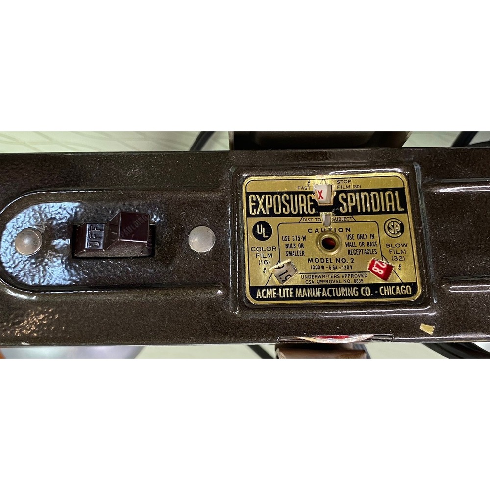 Vintage Kodak Brownie Automatic Movie Camera F/2.3 w/2-Lamp Movie Lights Untestd - Picture 10 of 15